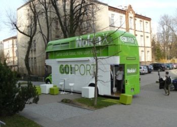 Autobus z Nokia X i XL w Warszawie – Relacja