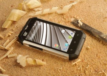 CatB15Q – najnowszy pancerny smartfon oficjalnie w Polsce