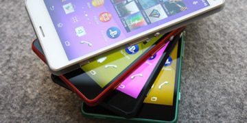 Sony Xperia Z3 Compact pokazana na zdjęciach