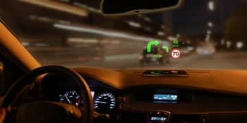 NaviExpert implementuje ekran HUD