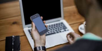 Złap z klientem kontakt telefoniczny – kilka słów o marketingu mobilnym