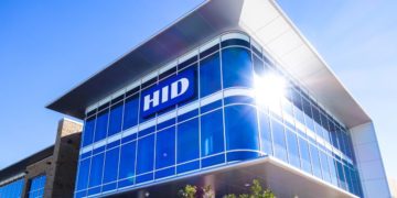 Authentication Server – ochrona przed nadużyciami w bankowości mobilnej