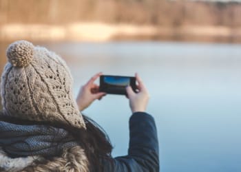 Zima i smartfon – jak korzystać z urządzenia, aby pracowało bez zastrzeżeń?