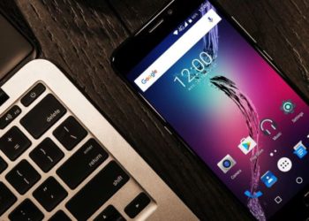 UMi Plus – smartfon dla mobilnych fotografów