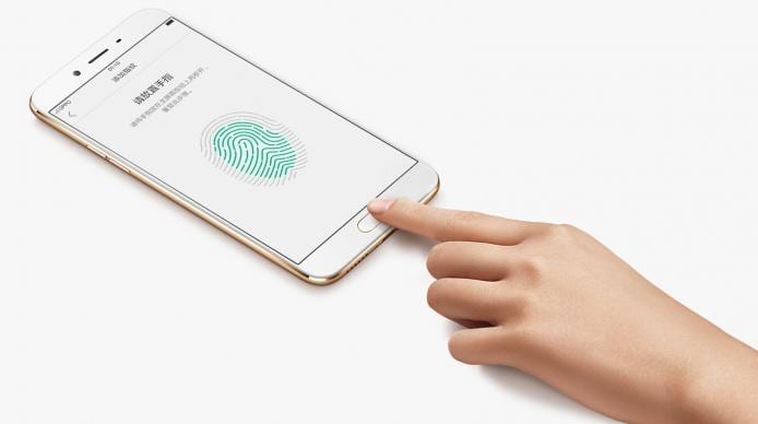 both-models-have-a-fingerprint-scanner-embedded-in-the-home-button
